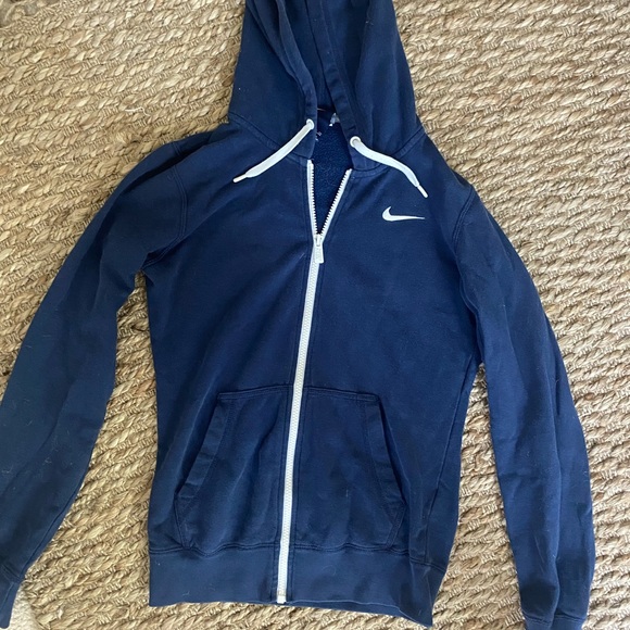 - Nike Zip Up - Picture 2 of 4